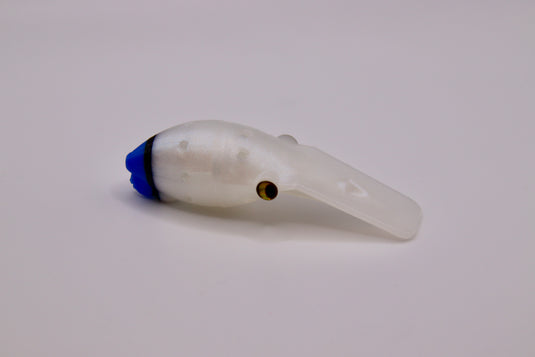 Ultra violet (UV) Blue Coho, Chinook, Sockeye, Salmon and Trout Lure. Large lip for wobbling action, and scent chamber.