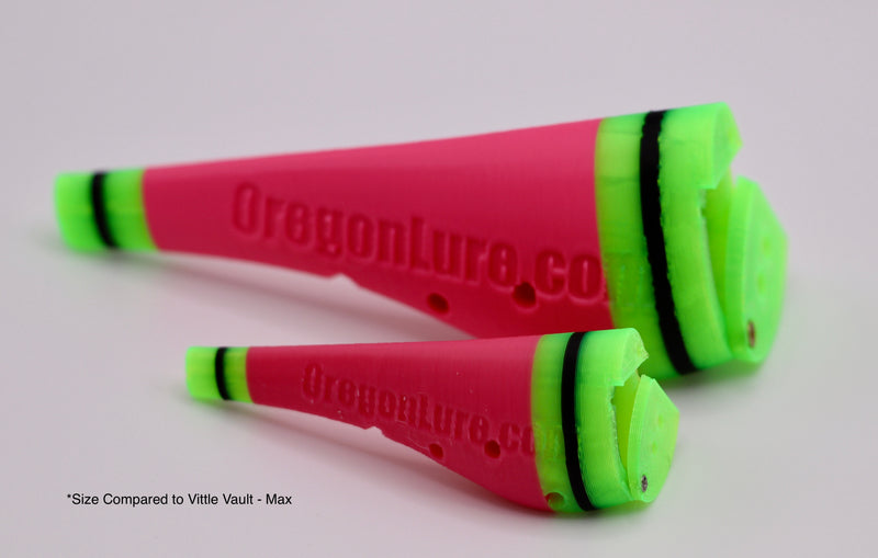 Load image into Gallery viewer, A freshwater lure size compared to the Vittle Vault - Max
