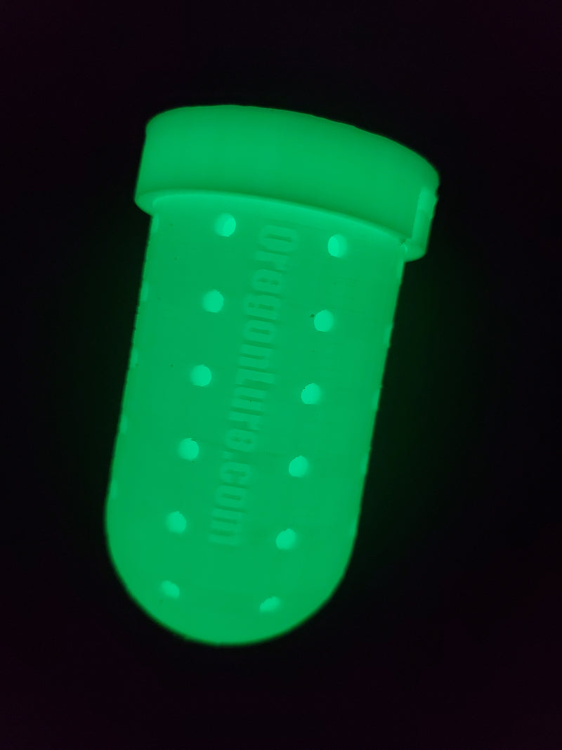 Load image into Gallery viewer, Deep Sea Fishing Lure for halibut and Lingcod in glowing in the dark 
